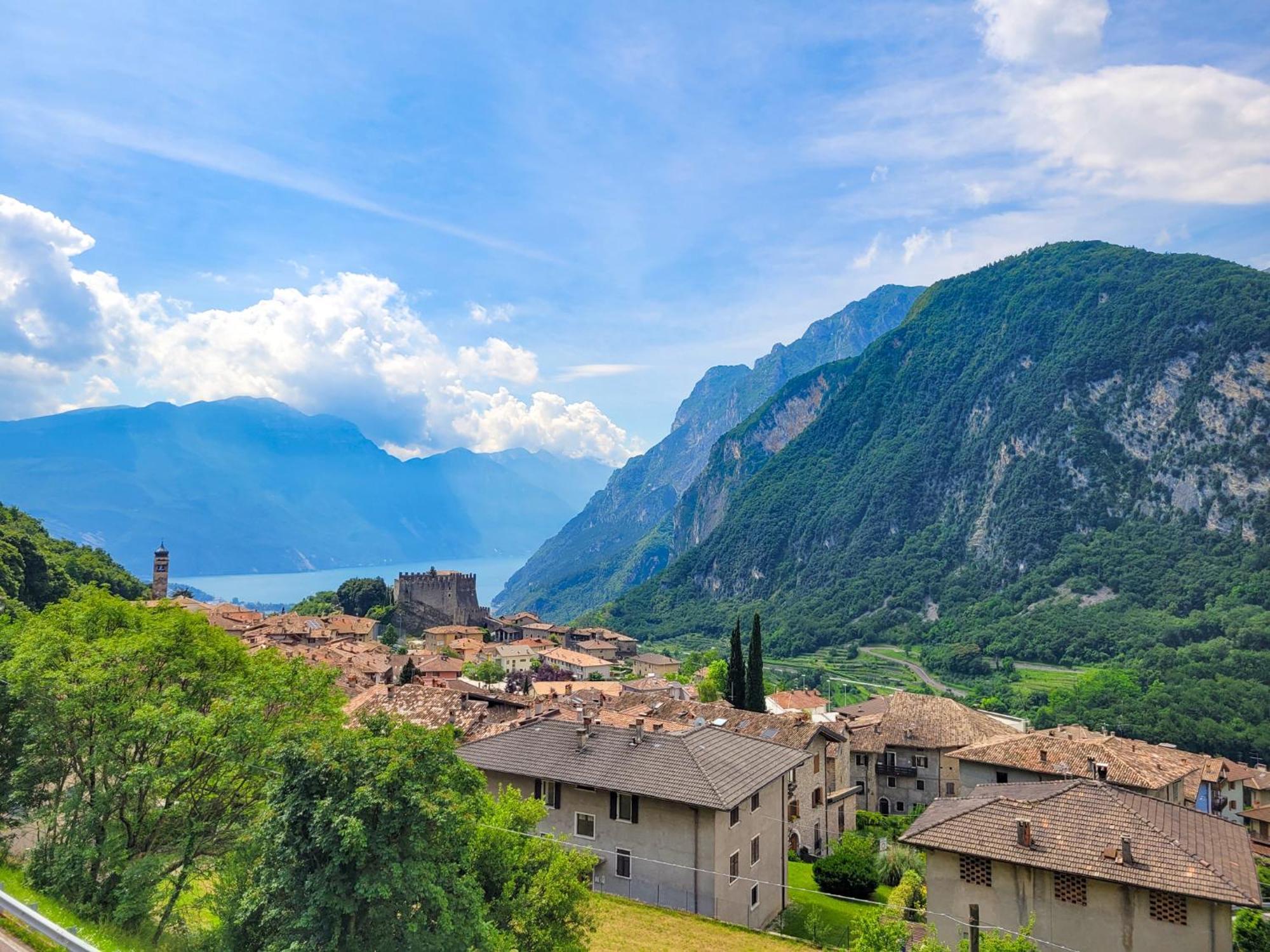 Infinity View Garda Lake Tenno Bagian luar foto