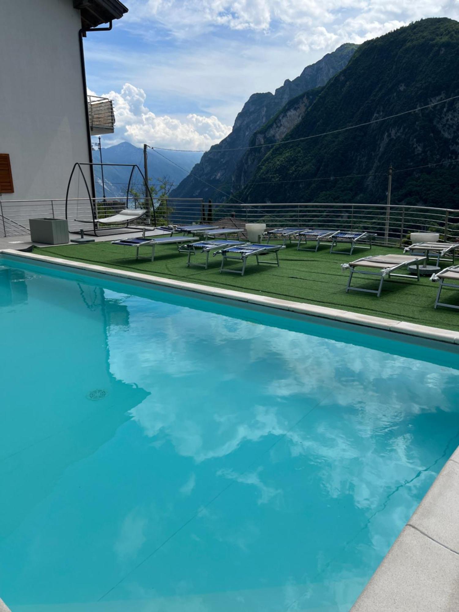 Infinity View Garda Lake Tenno Bagian luar foto