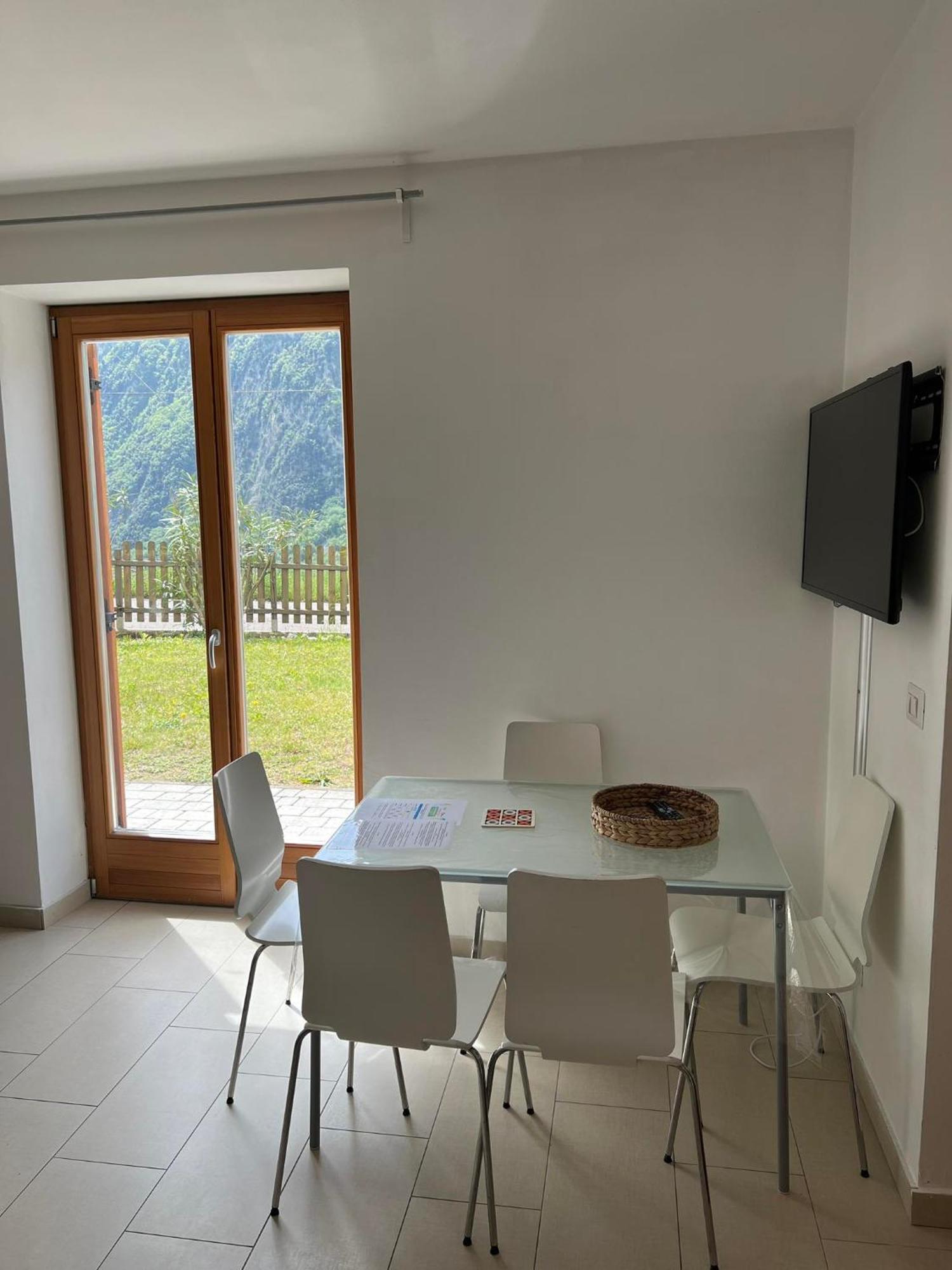Infinity View Garda Lake Tenno Bagian luar foto