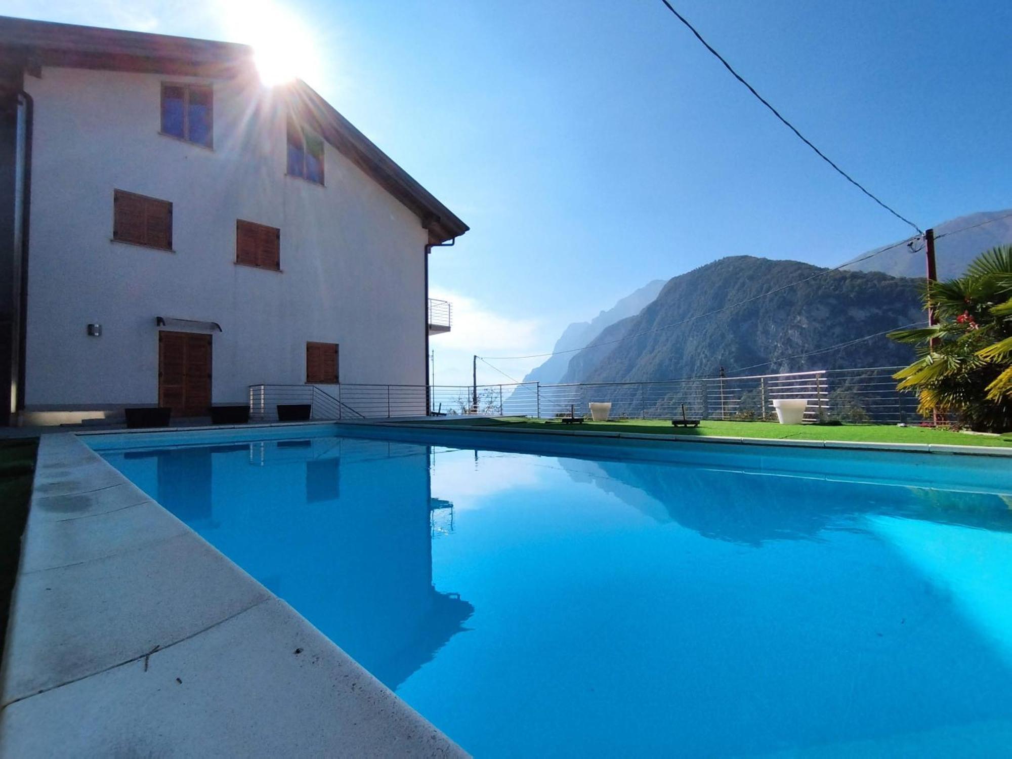 Infinity View Garda Lake Tenno Bagian luar foto