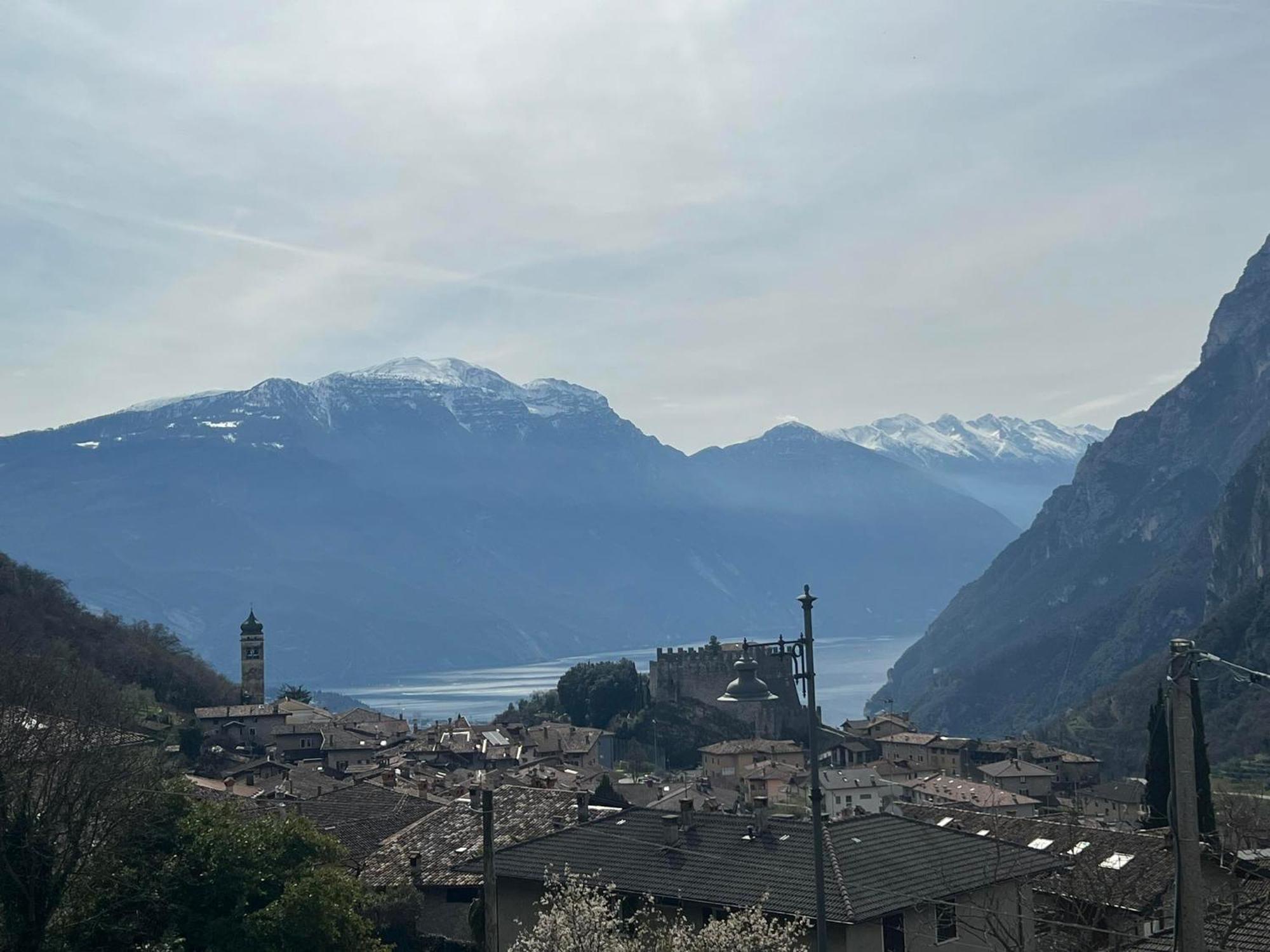 Infinity View Garda Lake Tenno Bagian luar foto