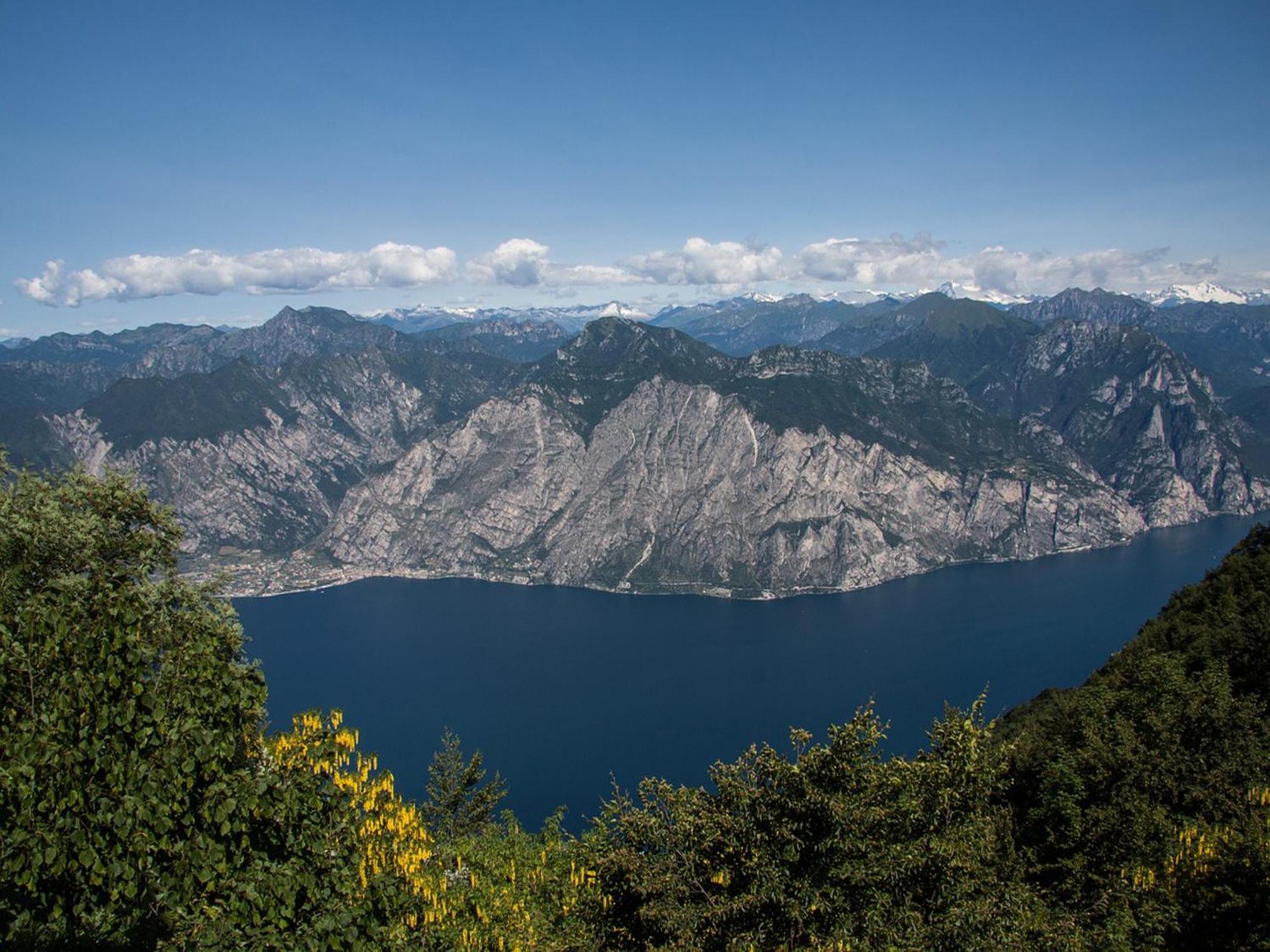 Infinity View Garda Lake Tenno Bagian luar foto