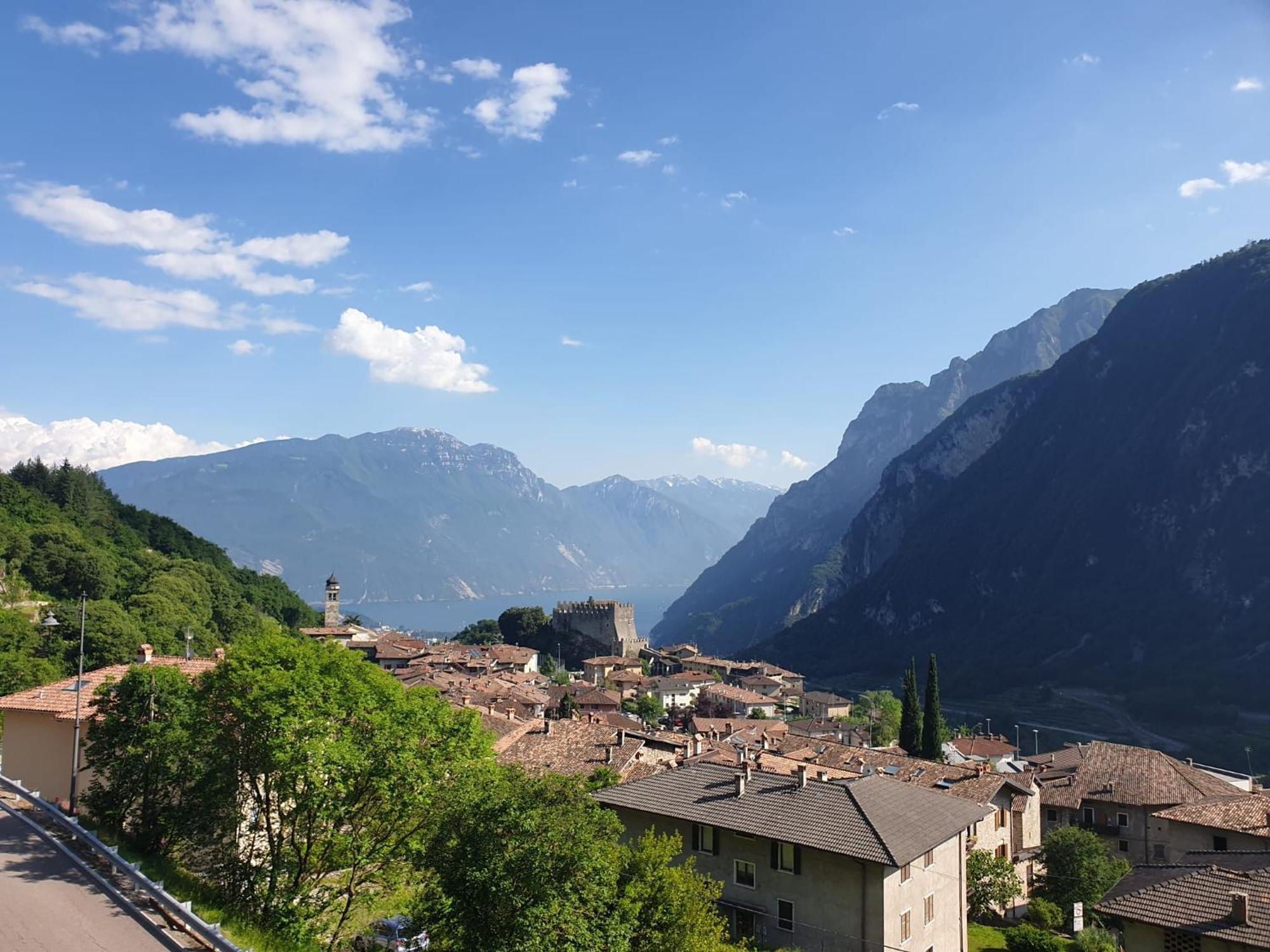 Infinity View Garda Lake Tenno Bagian luar foto
